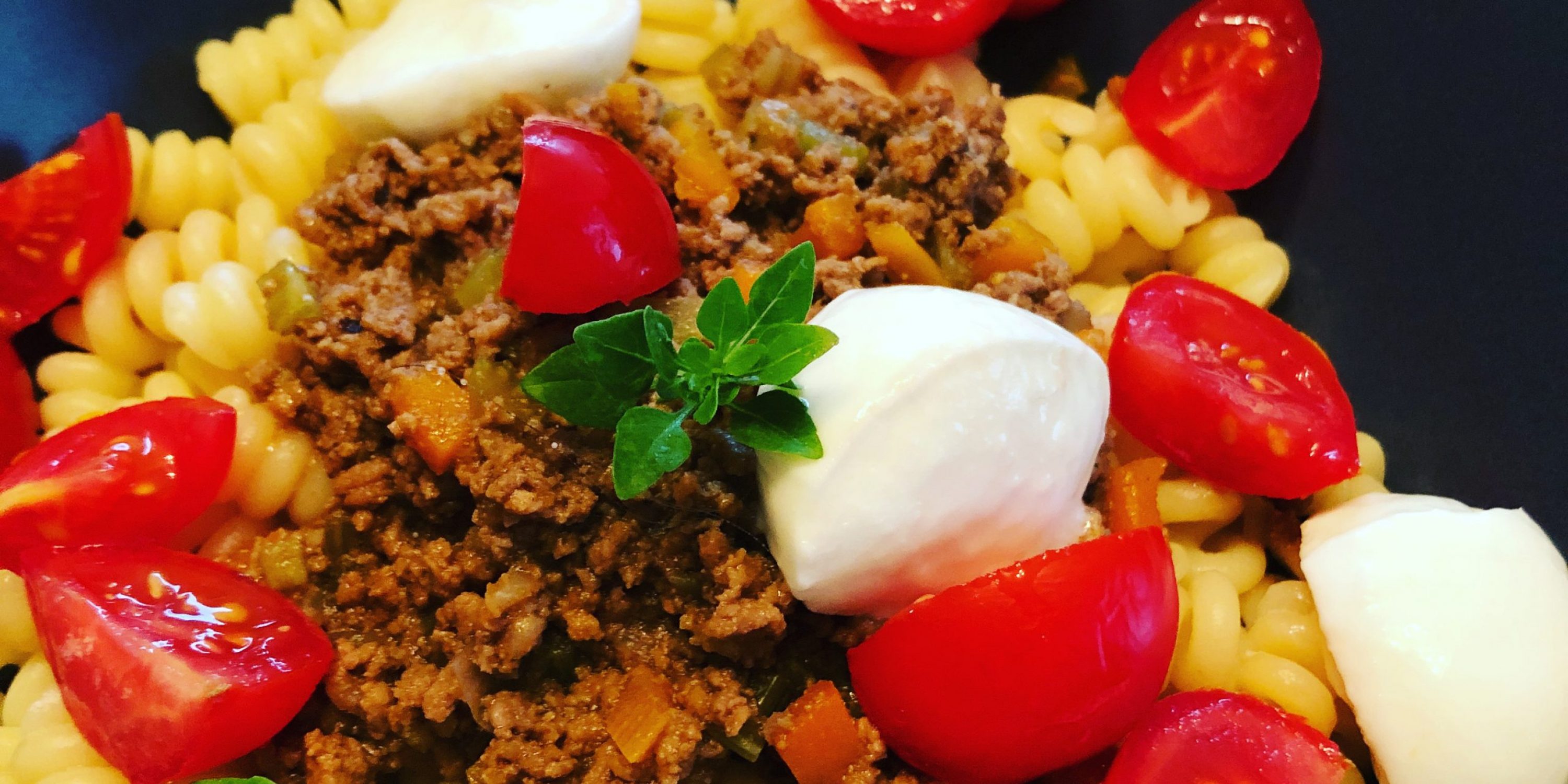 Fusilli_bolognese_caprese